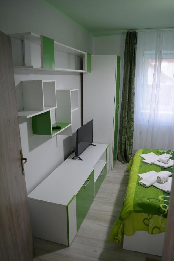 Green Rooms Vajdahunyad Kültér fotó